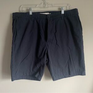 H&M Men’s Navy Flat Front Chino Shorts
